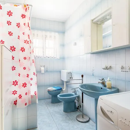 Appartement With Parking Space - 9209