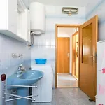Apartments With Parking Space Trogir - 9209 *