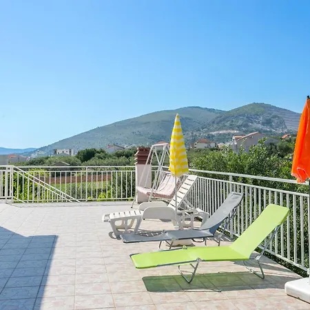 With Parking Space - 9209 شقة *