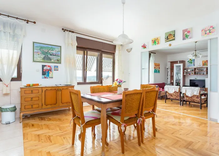 With Parking Space - 9209 * Trogir