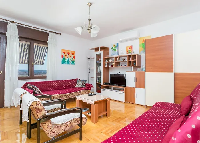 Appartement With Parking Space - 9209 Trogir